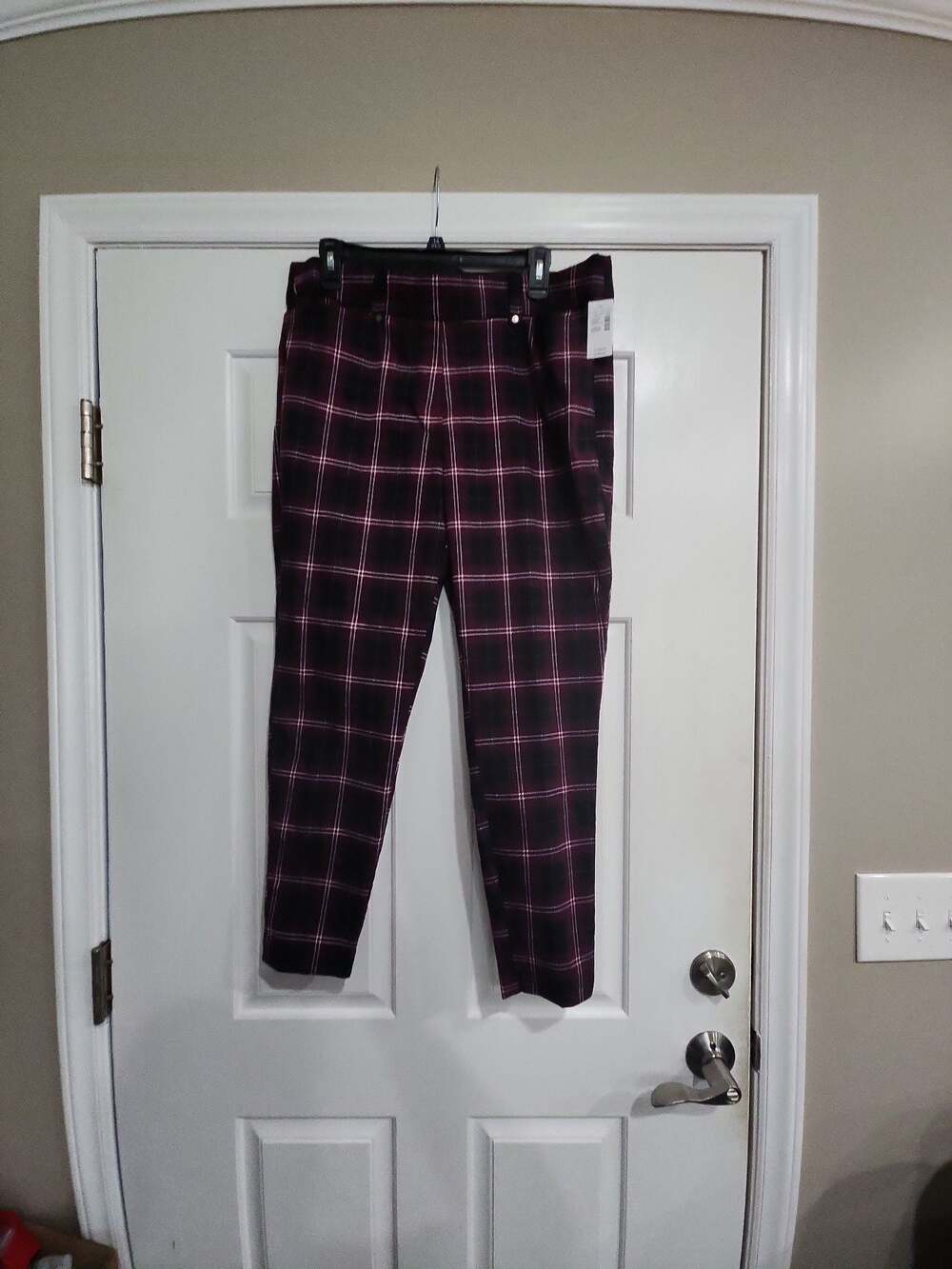 Maurices pull on skinny bengaline mid rise pants size Large short